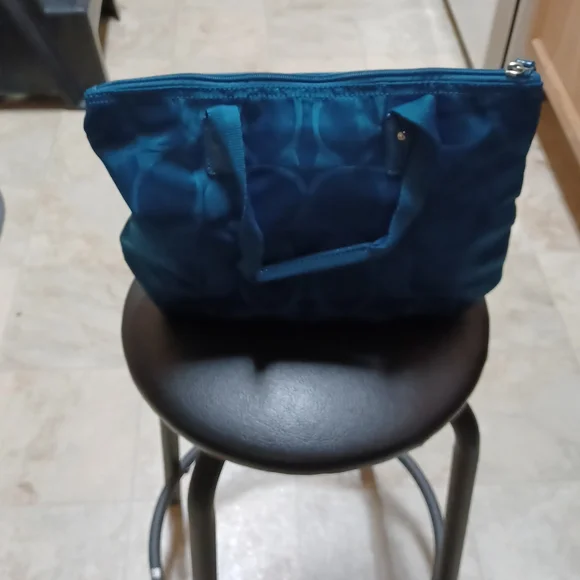 Coach handbag - Picture 2 of 11